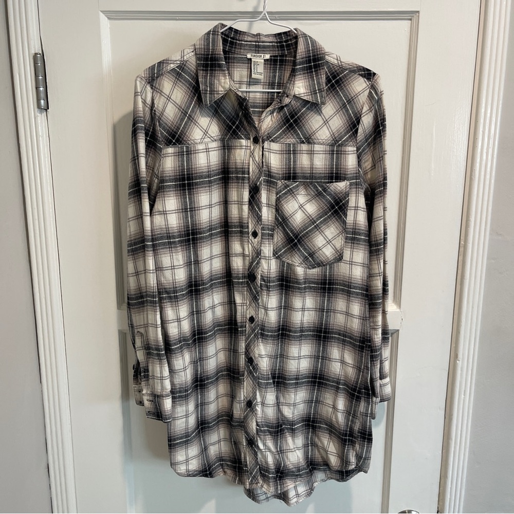 Forever 21 Black and White Plaid Casual Shirt
